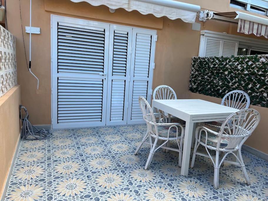 Apartamento En La Manga Ngoại thất bức ảnh